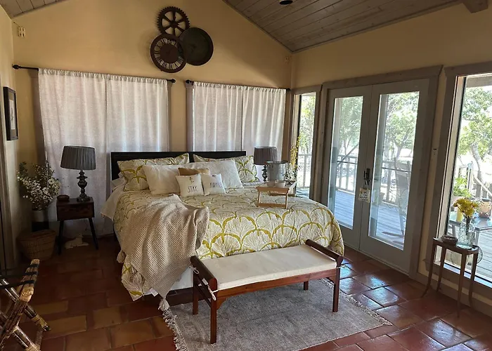 Around The Bend Bungalow
