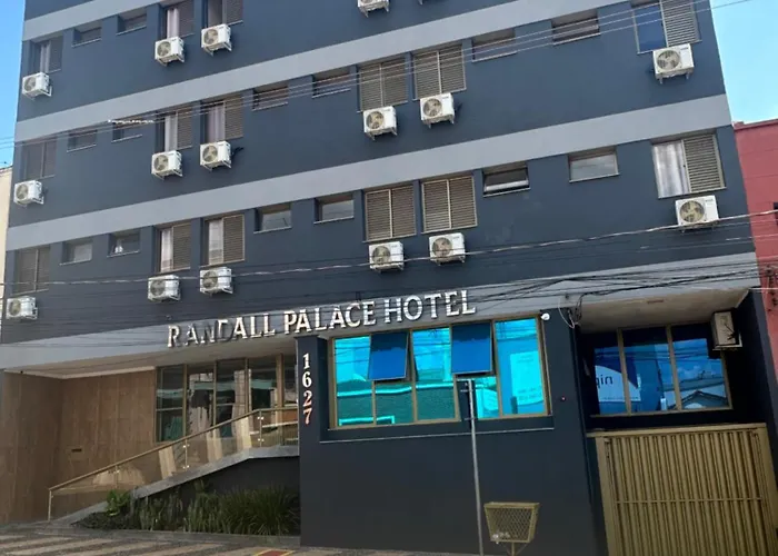 Randall Palace Hotel Sertãozinho