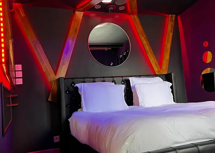 Loveroom L'1Timiste Cds Neuilly-Plaisance
