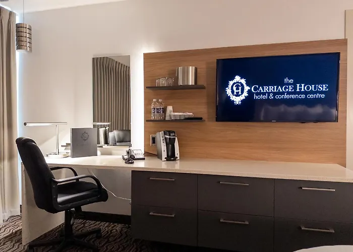 Carriage House Hotel And Conference Centre YYC