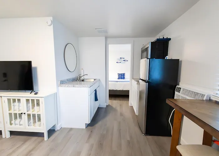 Anchor Bay Inn And Suites Sandusky
