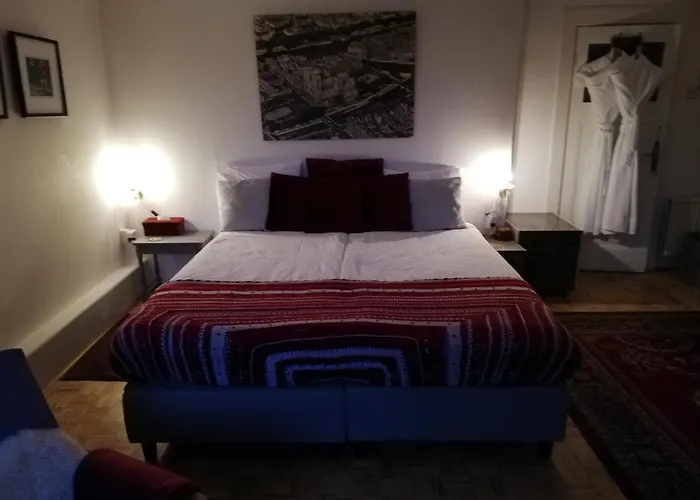 Bed And Breakfast Raapop
