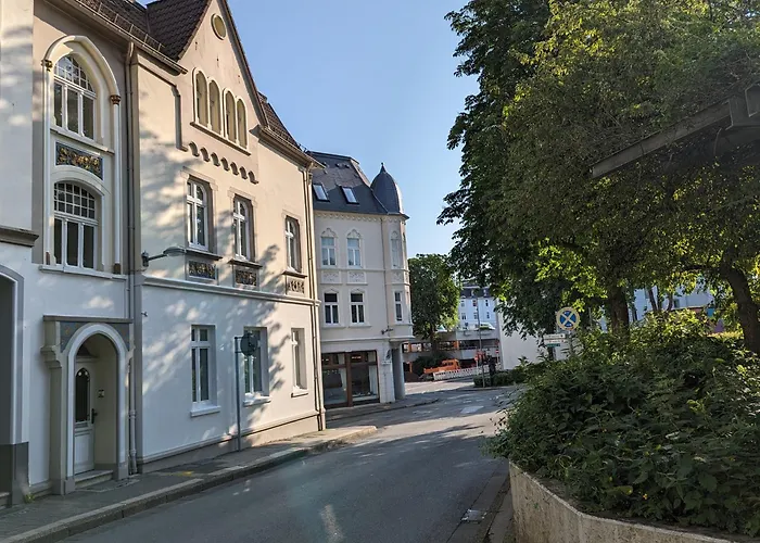 Schillers Hotel&Café - GARNI - Lüdenscheid