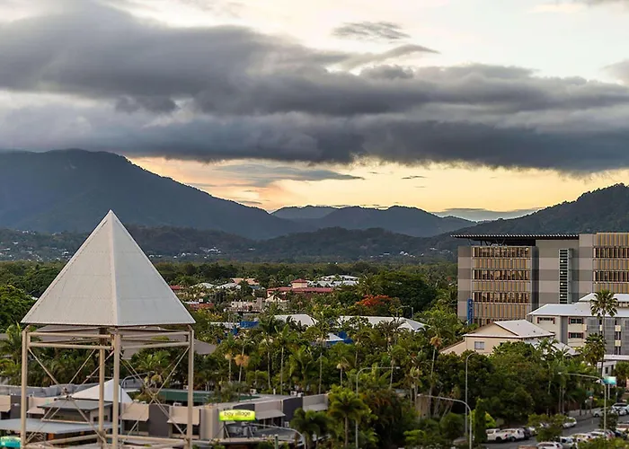 Rydges Esplanade Resort Cairns