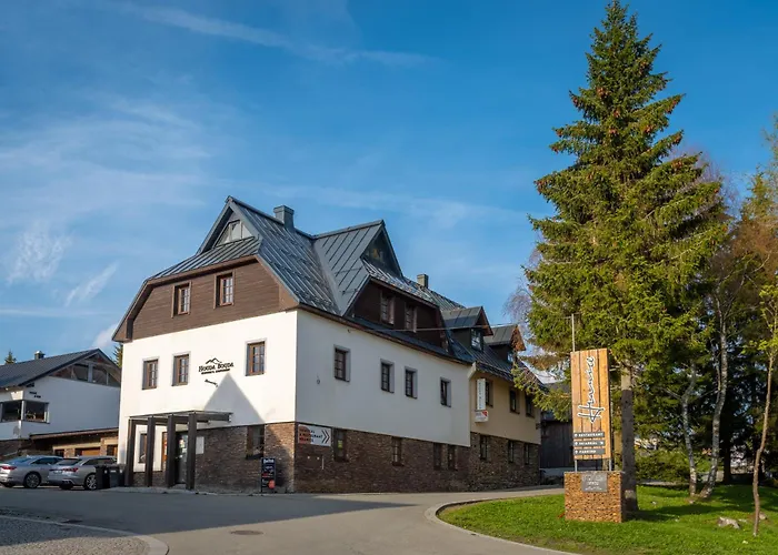 Houda Bouda - Penzion & Apartmany Boží Dar