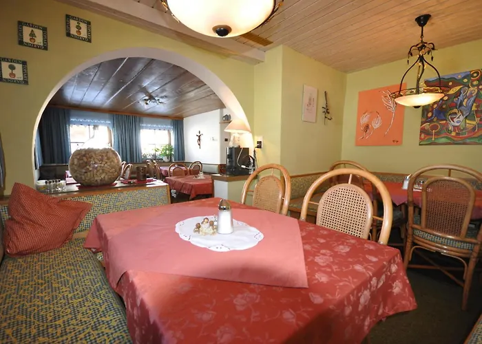 Haus Bergfrieden Hotel Lermoos