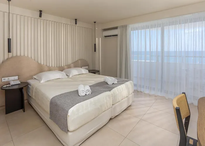 Alia Beach Hotel By Estia Chersonissos
