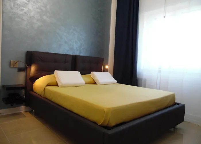 Siris Hotel