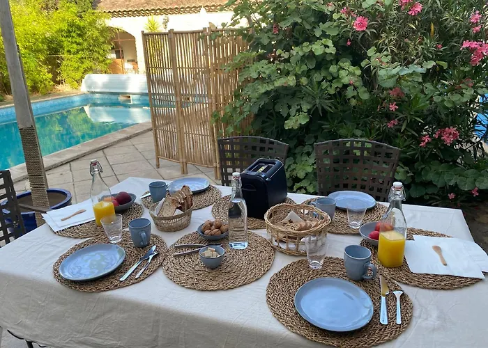 Bed and Breakfast Le Patio aux Oiseaux à La Ciotat
