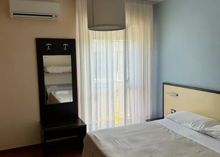 Hotel Pensione Bologna Alba Adriatica