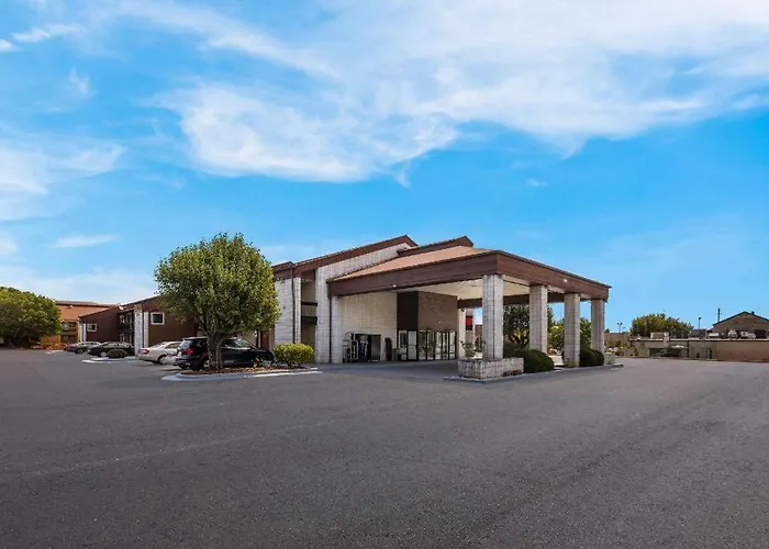 Econo Lodge Madison