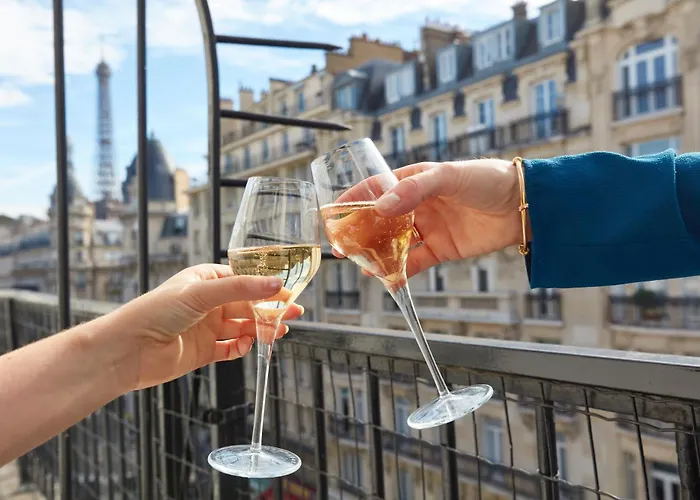Hotel Passy Eiffel Parigi