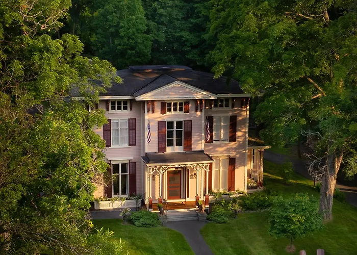 Landmark Inn Cooperstown