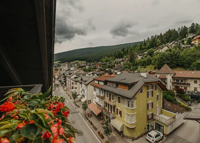 Hotel Garni Planaces Ortisei