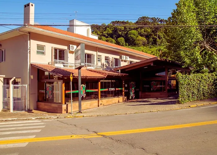 Dona Adelia Hotel E Restaurante Flores da Cunha