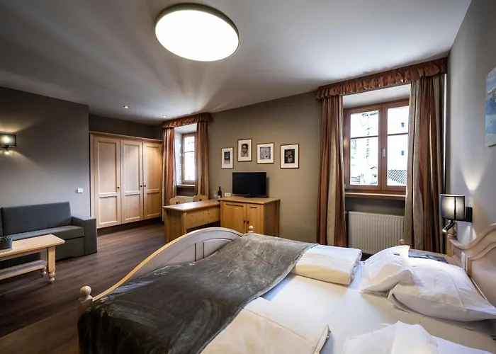 Hotel Zum Turm Kastelruth
