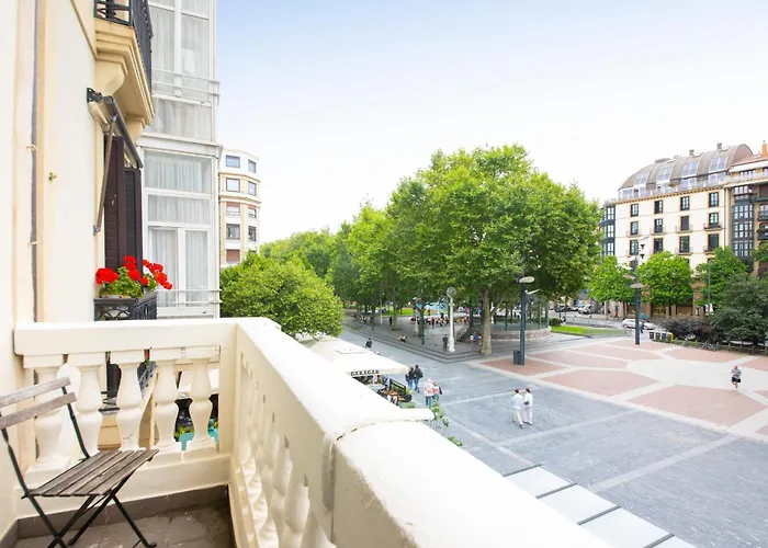 Belle Époque Self-check-in Guesthouse - Adults-Only Saint-Sébastien