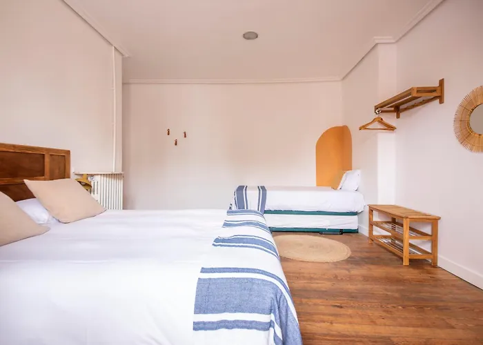 Belle Époque Self-check-in Guesthouse - Adults-Only Saint-Sébastien