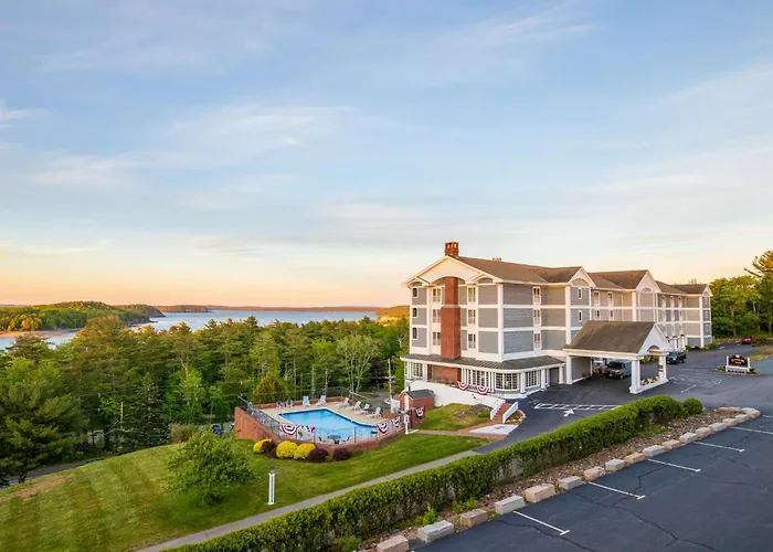 Bluenose Inn - Bar Harbor Collection