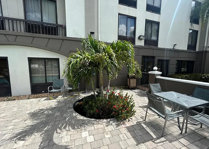 Airport Inn Fort Myers
