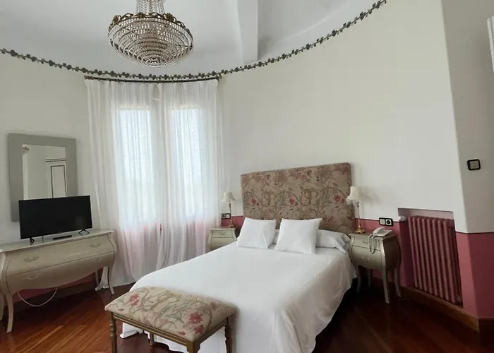 Hotel Palacete Peñalba Castropol