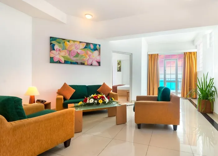 Global Towers Hotel & Apartments Colombo