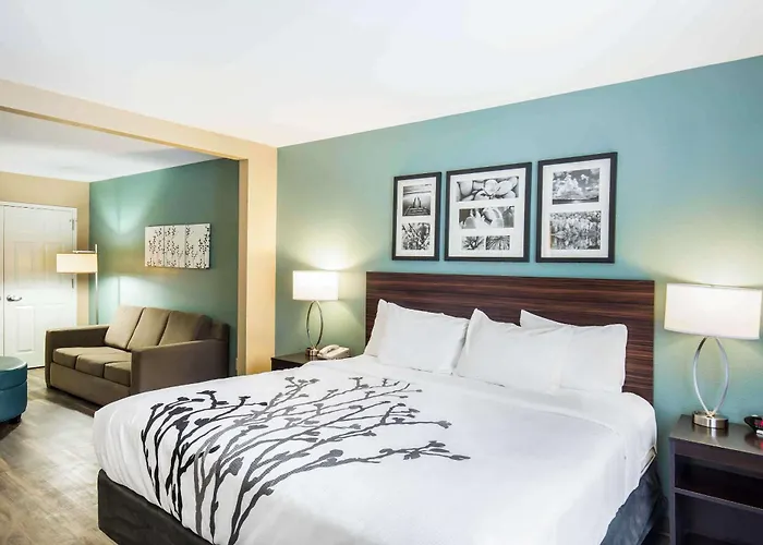 Sleep Inn & Suites Dunmore