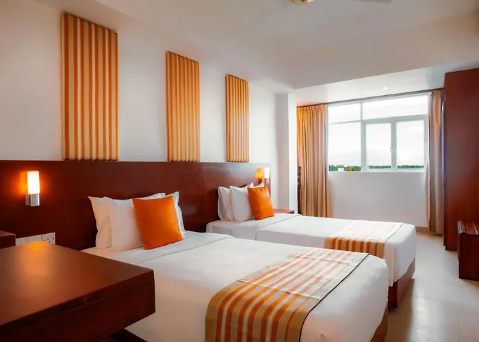 Camelot Beach Hotel Negombo