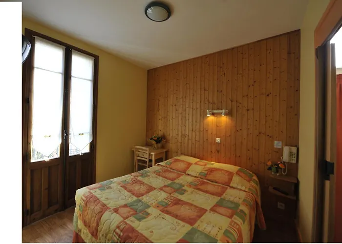 Hôtel de la Grotte Aix-les-Bains
