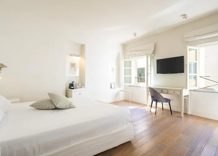 Hall Suites Empoli