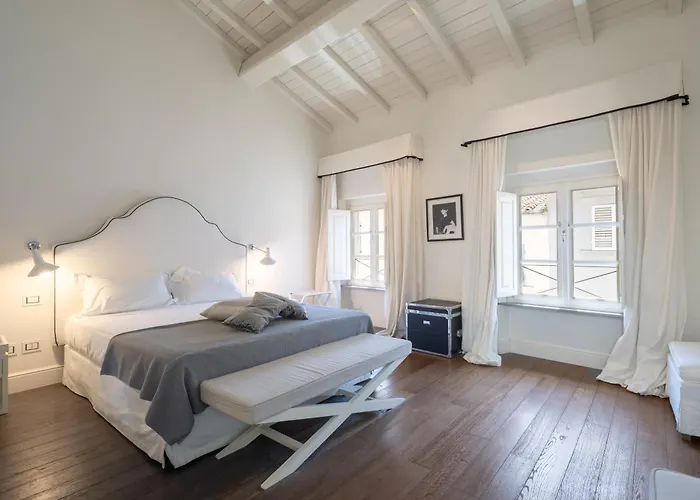 Hall Suites Empoli