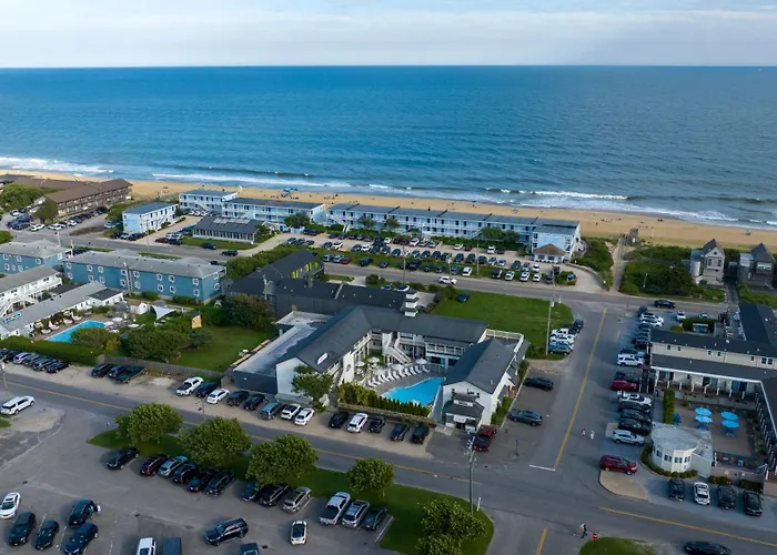 A Wave Inn - Montauk