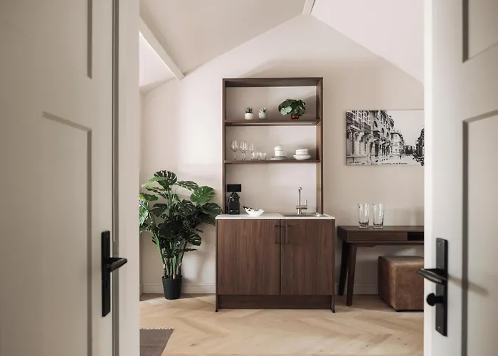Zurenborg Suites