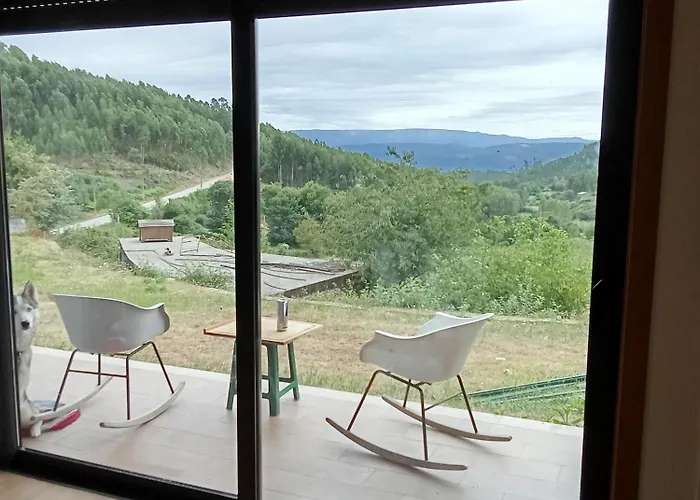 Suites Passadicos Do Paiva E Ponte Suspensa Cinfães
