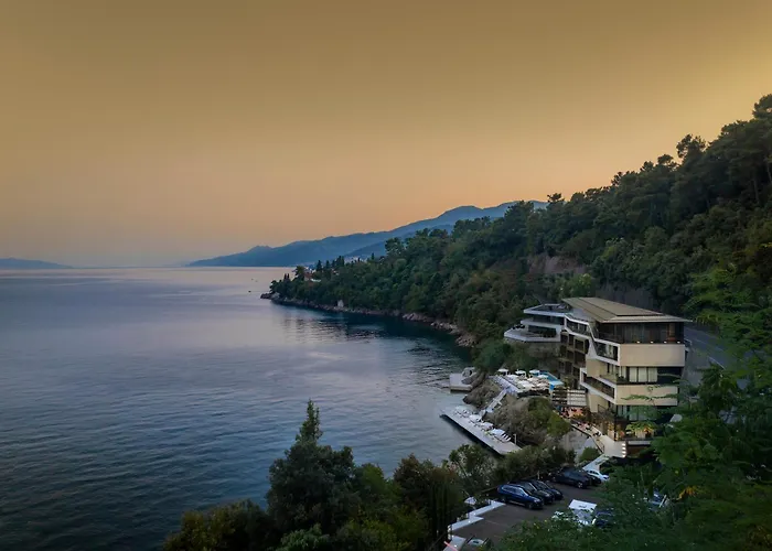 Boutique & Design Hotel Navis - Small Luxury Hotels Of The World Opatija