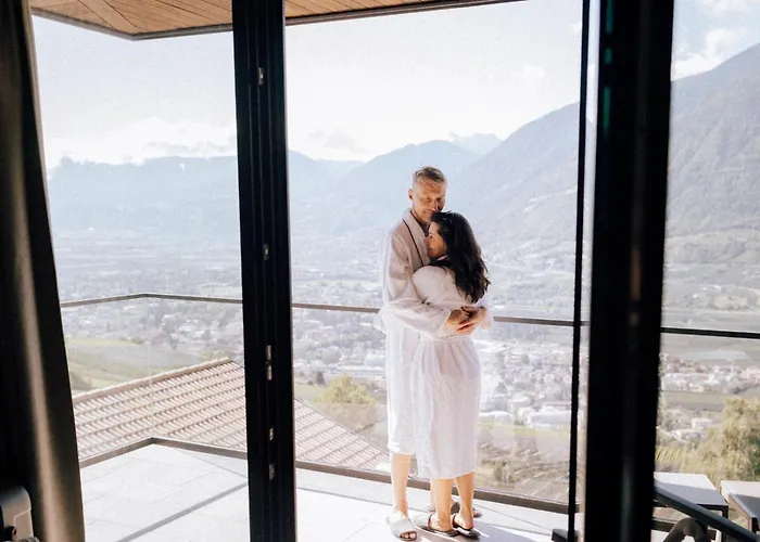 Panoramahotel Am Sonnenhang Dorf Tirol