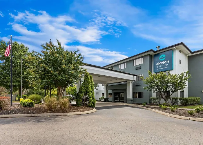 Clarion Pointe Franklin - Nashville Area