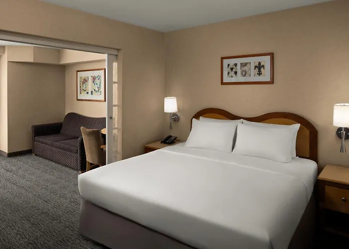 Anaheim Portofino Inn & Suites