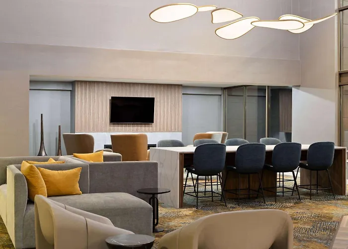La Quinta Inn & Suites By Wyndham Yakima Downtown