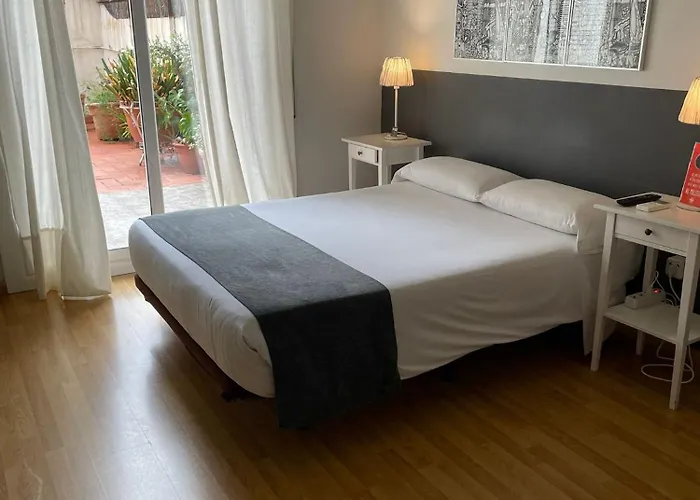 Hostal El Ninot
