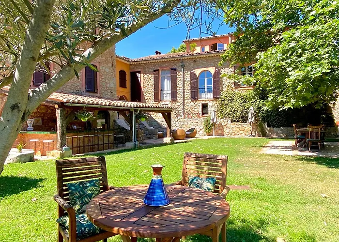 Bed and Breakfast Domaine De Sainte Annette à Callian 