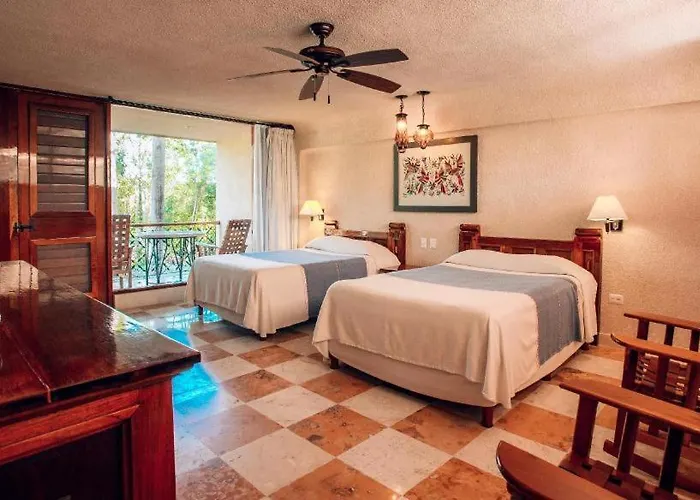 Mayaland Hotel & Bungalows