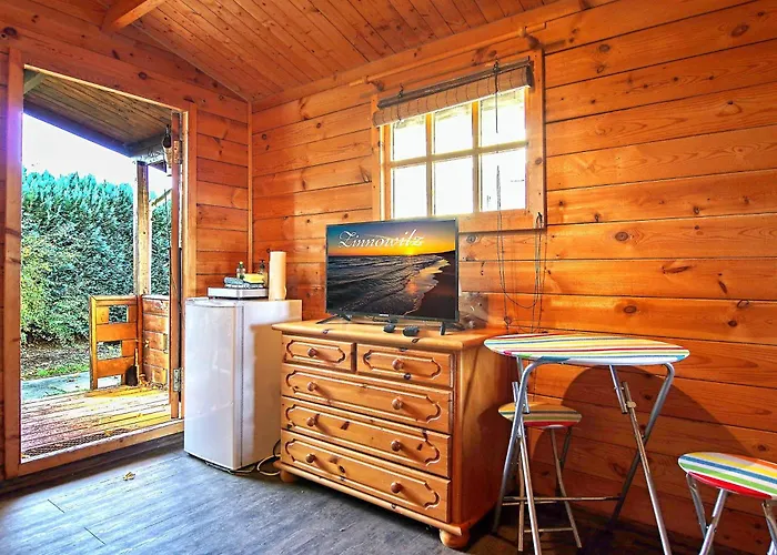 Ostseebad Zinnowitz - Knuffeliges Ferienzimmer im Holzhaus