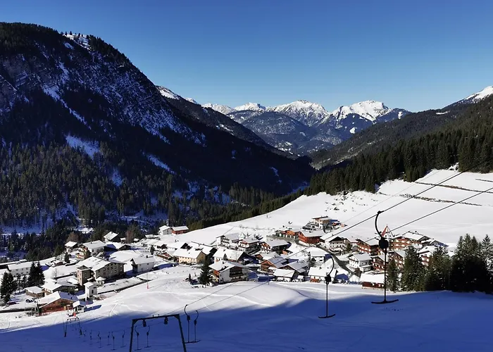 Hotel Haus Steinkarblick und Berghäusl Berwang