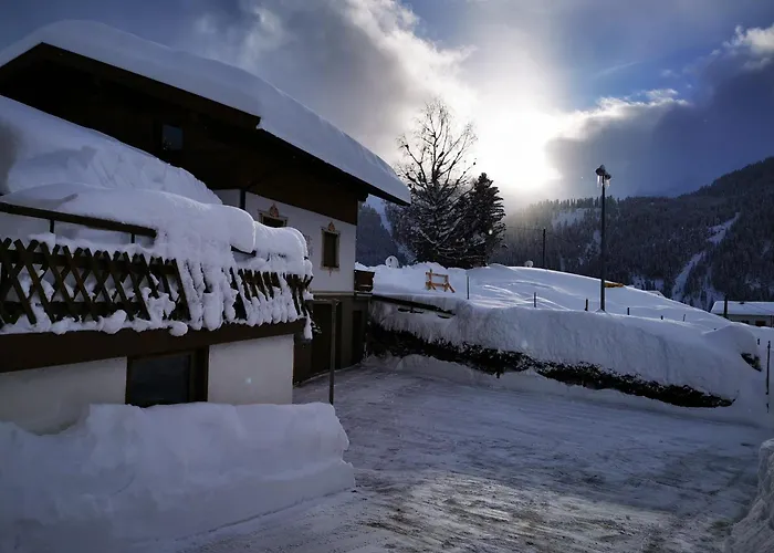Hotel Haus Steinkarblick und Berghäusl Berwang