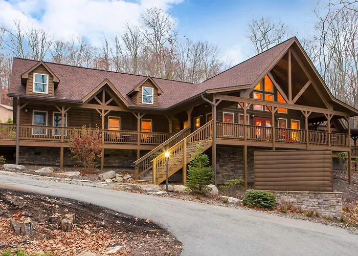 Bluegreen Vacations Blue Ridge Village, An Ascend Collection Resort Banner Elk
