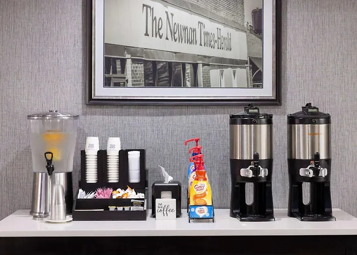 La Quinta By Wyndham Atlanta South - Newnan Hotel