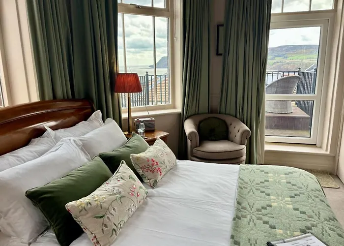 Robin Hood's Bay Hotels