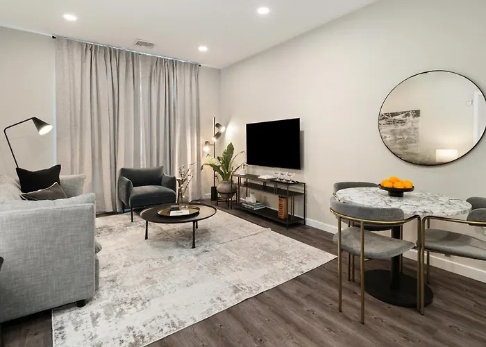 Luxury Furnished Apartments By Hyatus Downtown At Yale