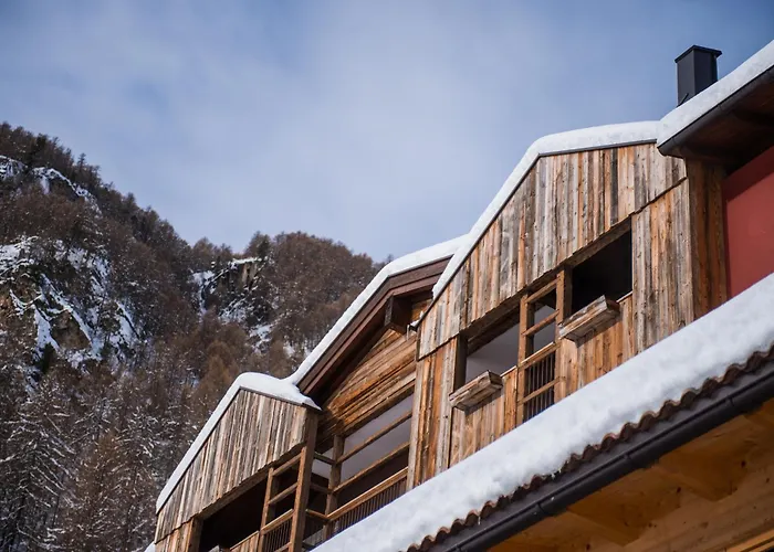Tonzhaus Hotel Senale